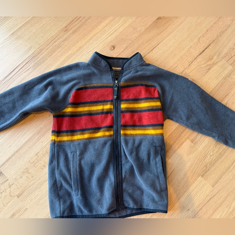 Pendleton Zion National Park Fleece (grey with red, yellow and blue stripes)